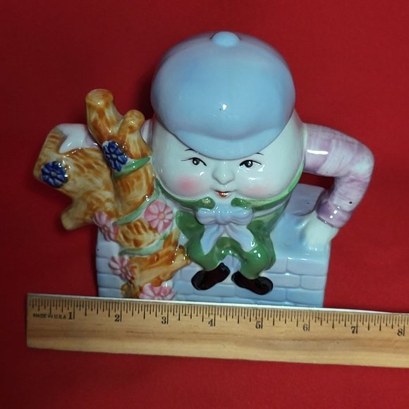 Vintage Feitx Humpty Dumpty Sitting On  Wall Decorative Porcelain Teapot - Picture 9 of 14